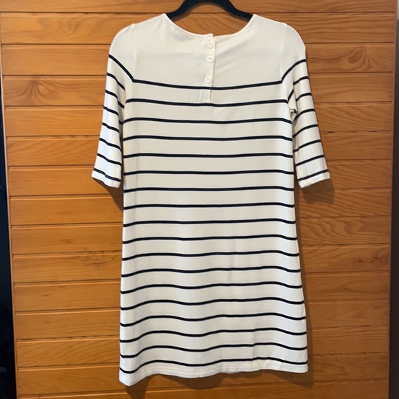 3/$15 🖤 Cupcakes and Cashmere Black & White Stripe Soft Knit Dress - Picture 4 of 5